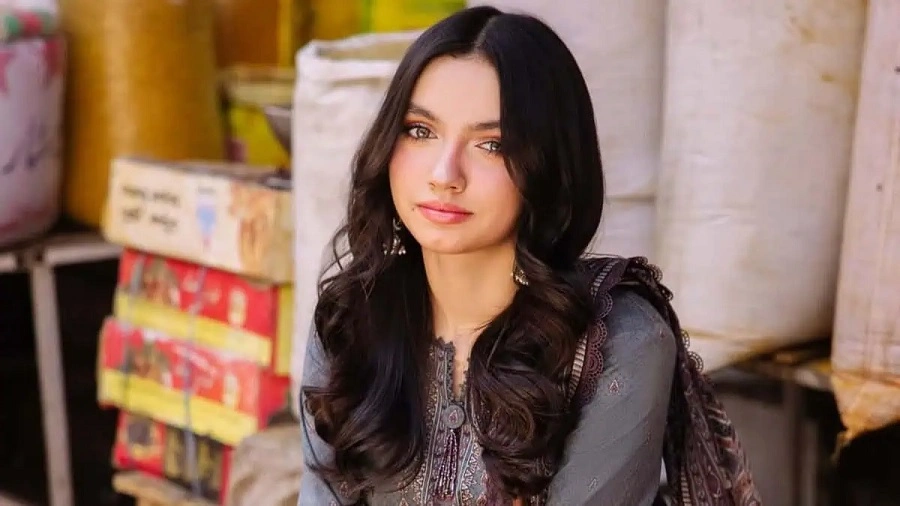 Aina Asif Age How Old Is She