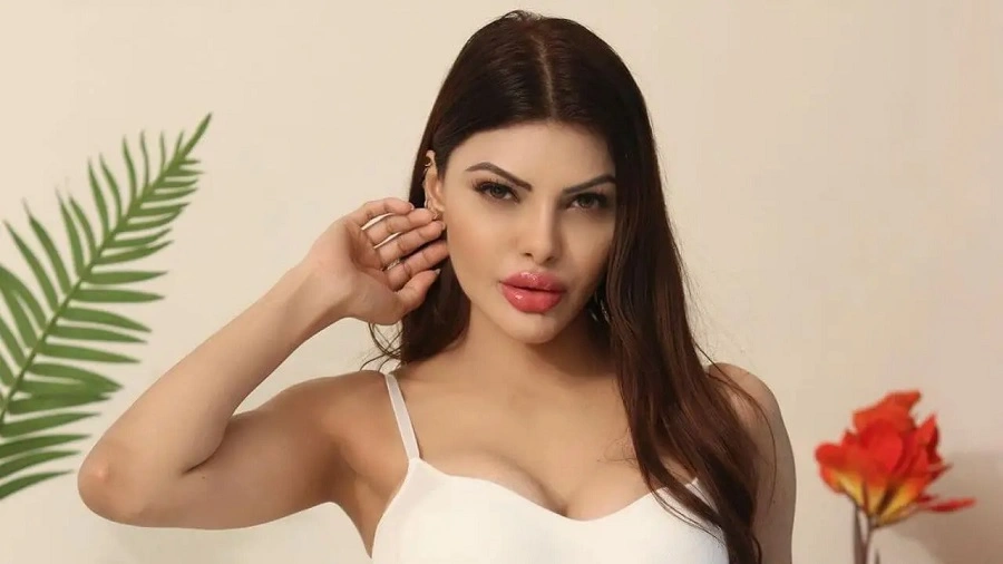 Sherlyn Chopra Age