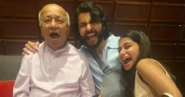 Shikhar Pahariya Father