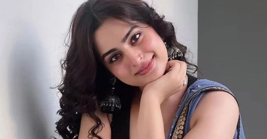 Ayesha Khan Age